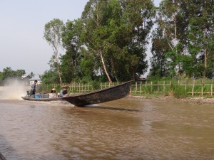 Inle-Inlay-Lake-Longboat
